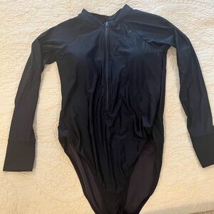 Black long sleeve swim/board suit